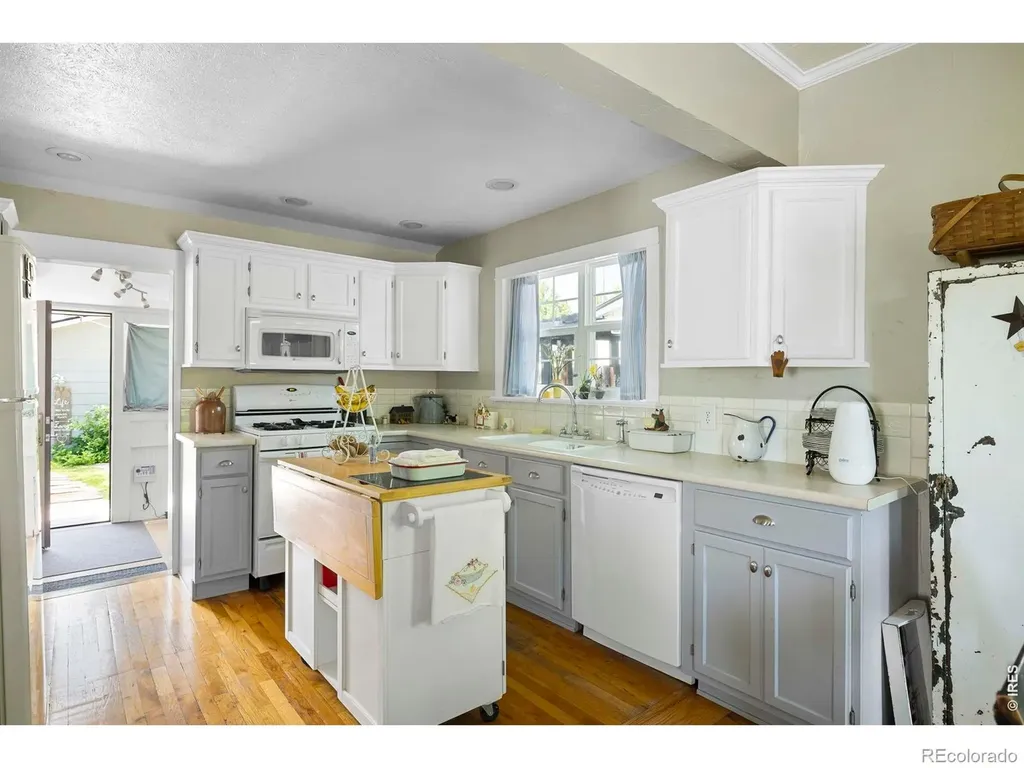 548 W 5th Street Loveland CO 80537