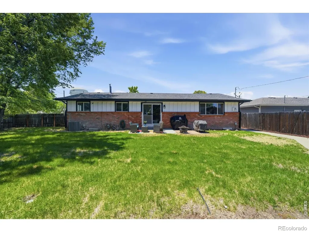 354 S 5th Street La Salle CO 80645