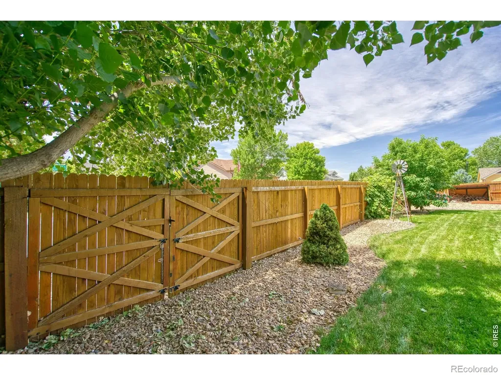 7476 Skyline Street Longmont CO 80504