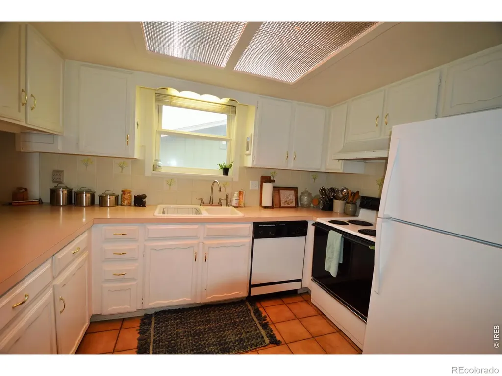 3814 Columbia Drive Longmont CO 80503