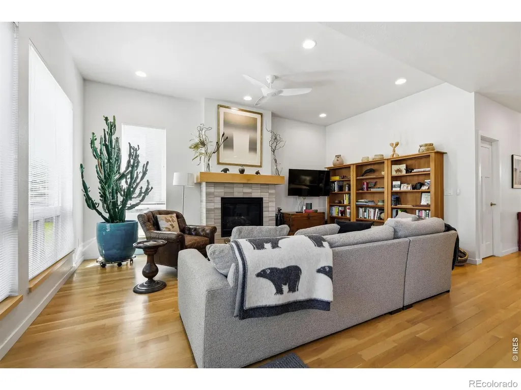 340 Mcconnell Drive Lyons CO 80540