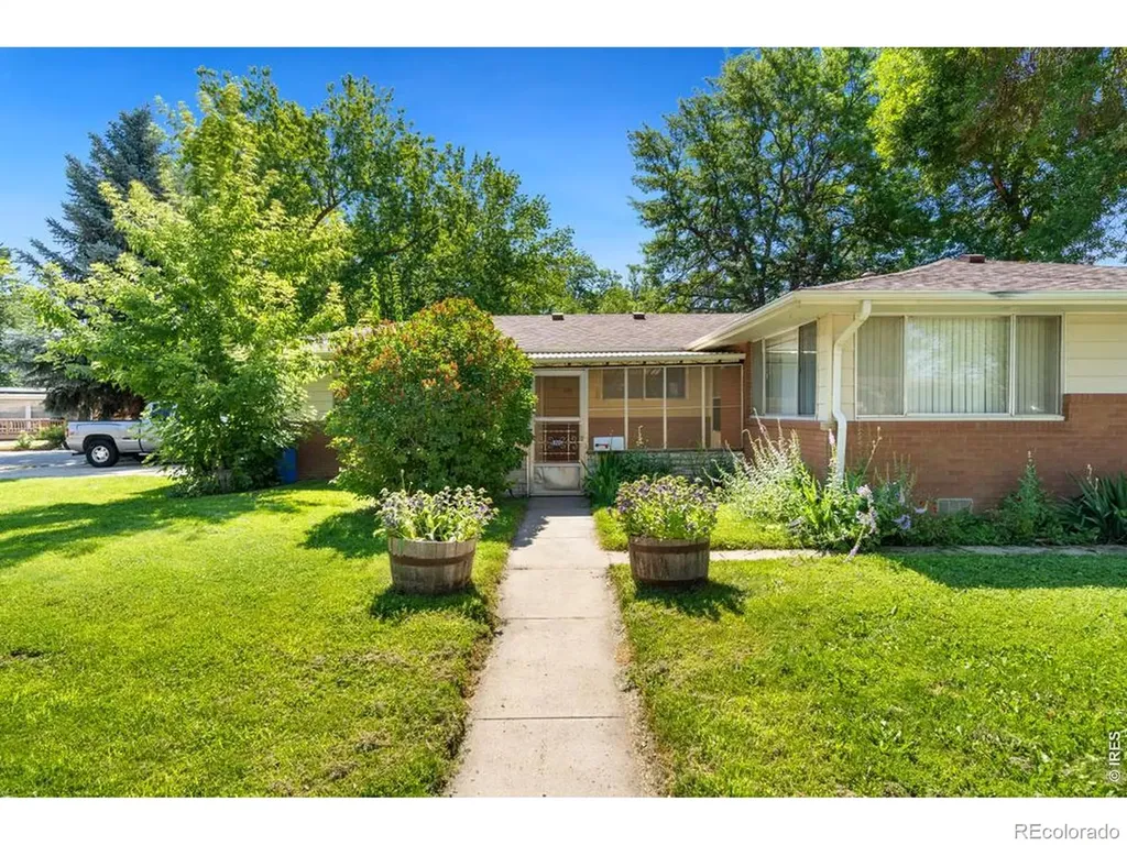817 Litle Court Loveland CO 80537