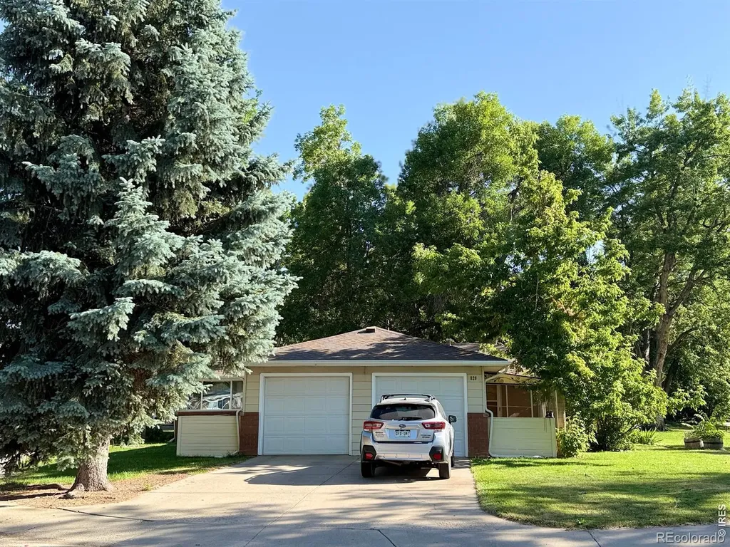817 Litle Court Loveland CO 80537