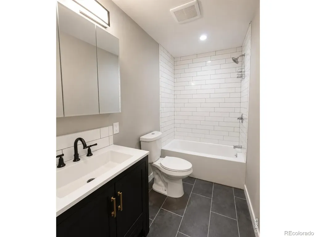 303 Curtis Street Brush CO 80723