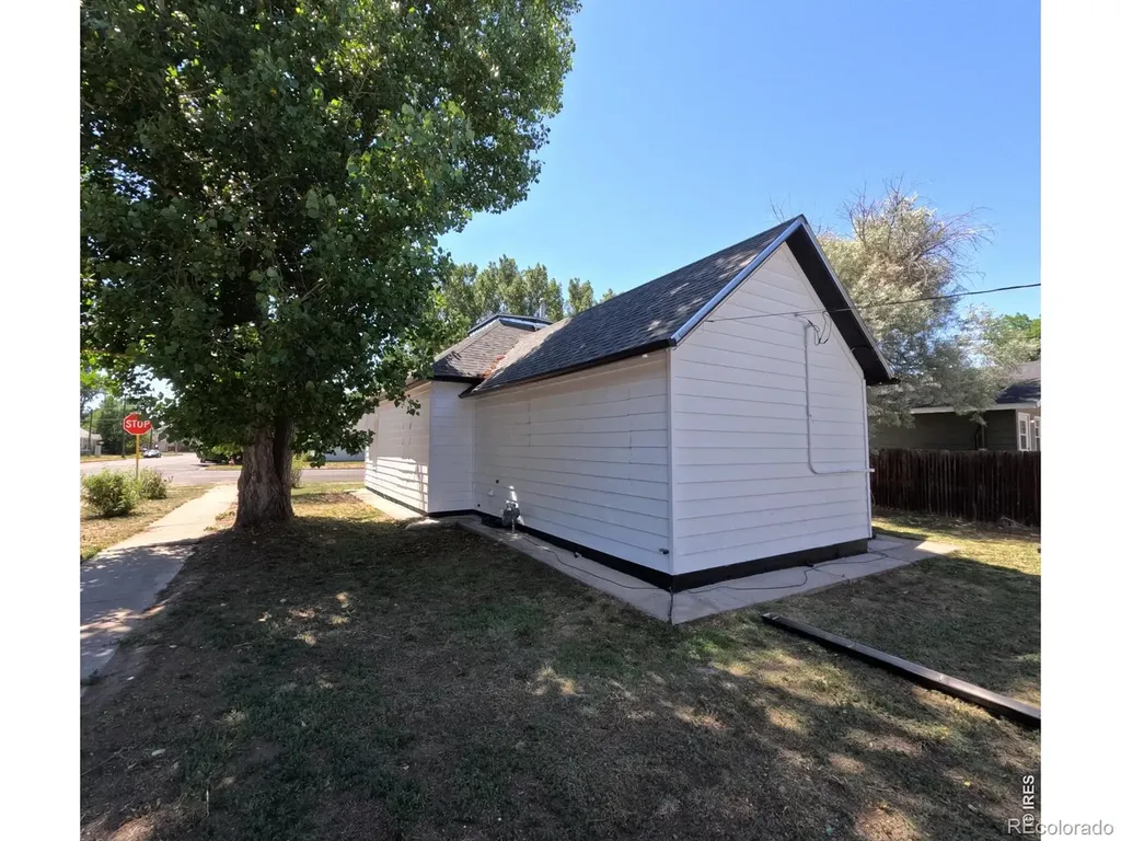 303 Curtis Street Brush CO 80723