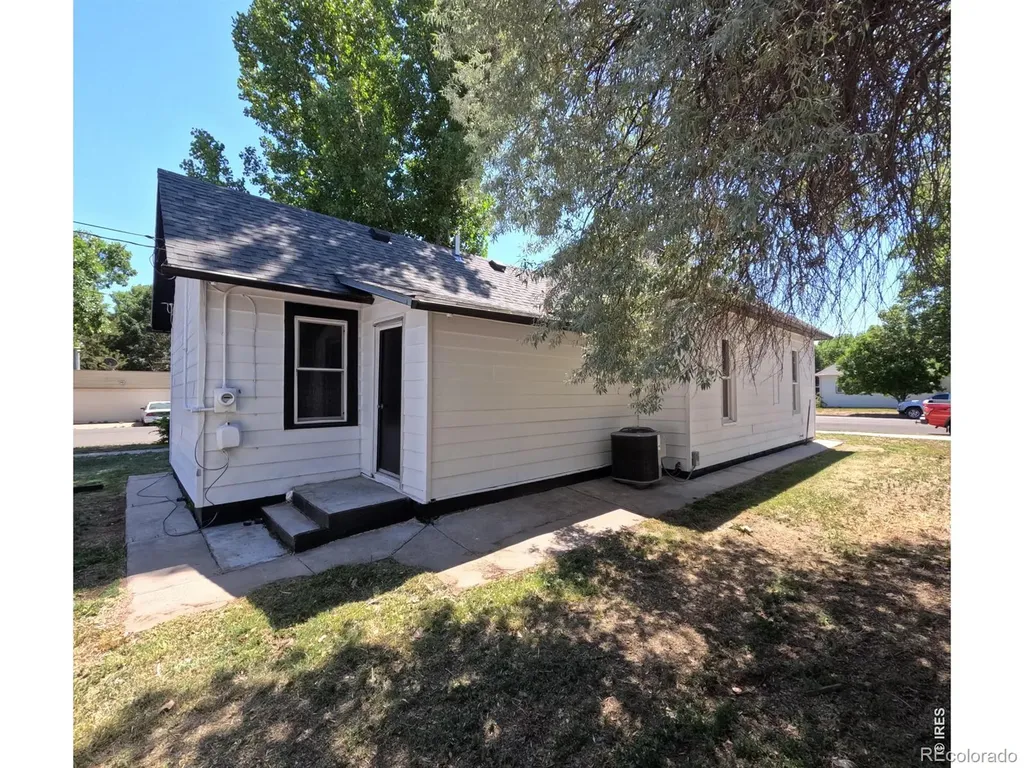 303 Curtis Street Brush CO 80723