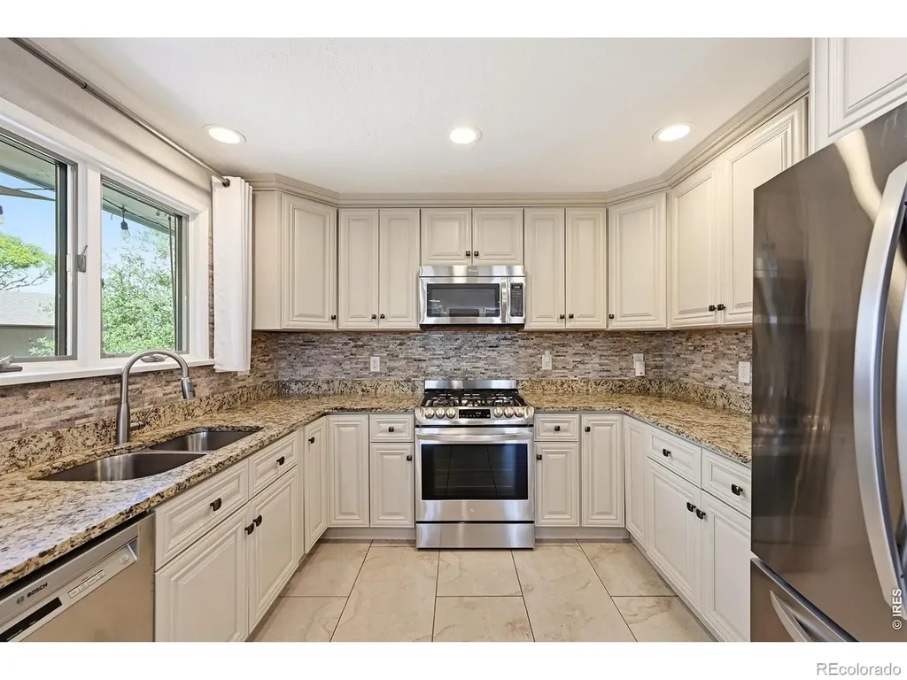 8241 W Pomona Drive Arvada CO 80005