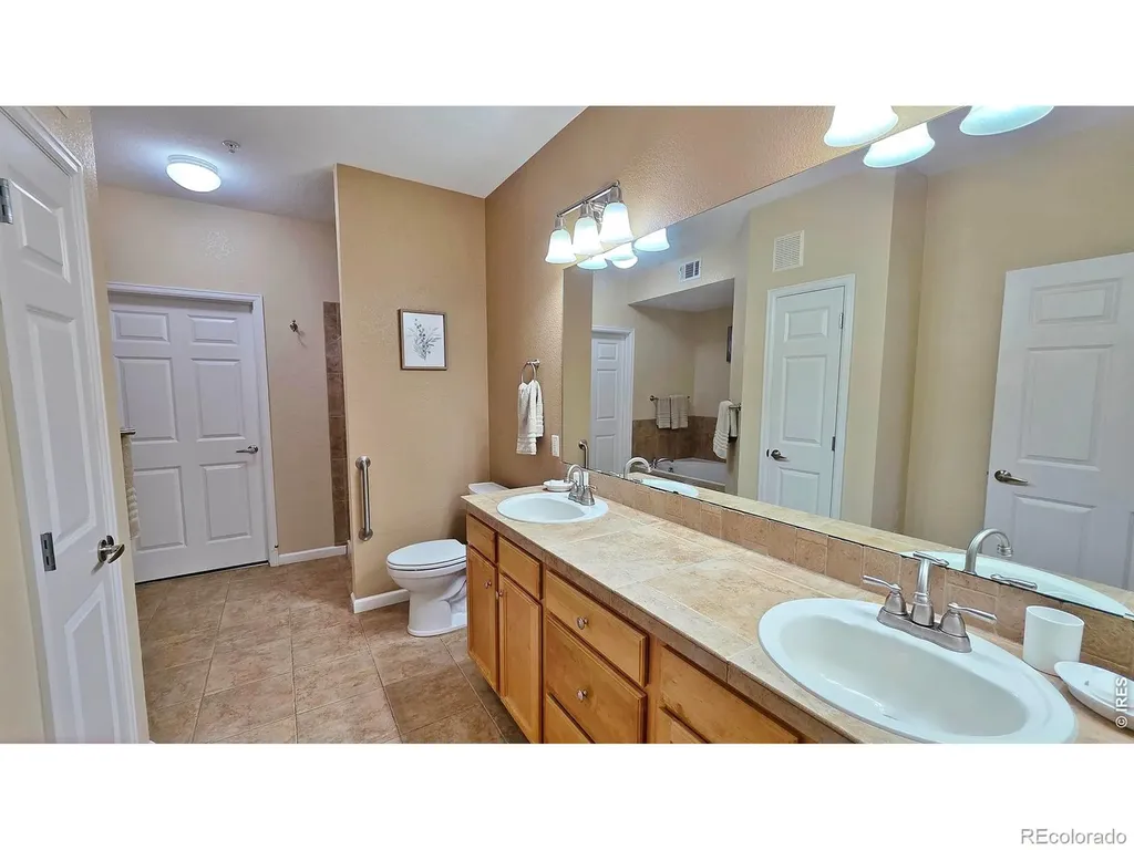 14189 Sun Blaze Loop Broomfield CO 80023