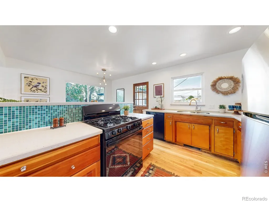 3025 Moorhead Avenue Boulder CO 80305