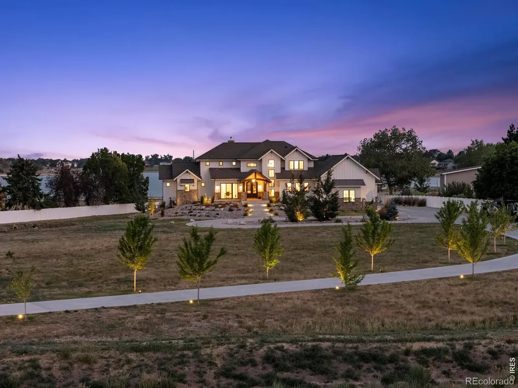 1270 E 57th Street Loveland CO 80538