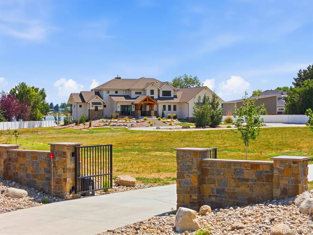 1270 E 57th Street Loveland CO 80538