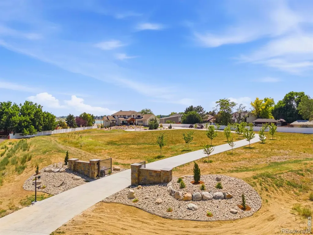 1270 E 57th Street Loveland CO 80538