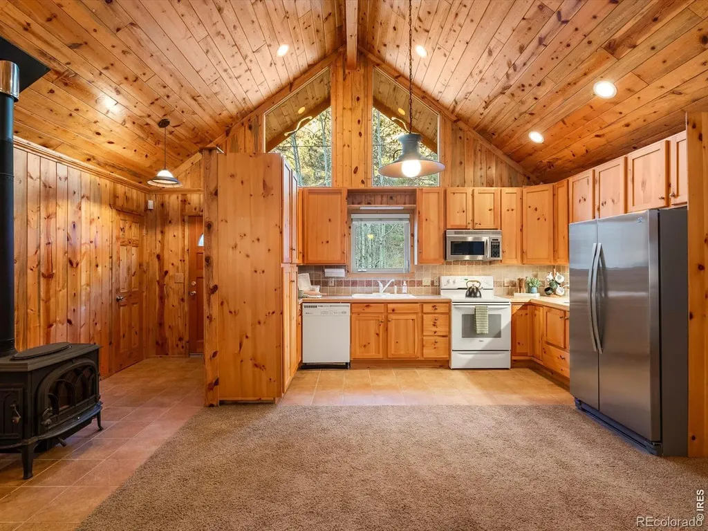 1035 Streamside Drive Drake CO 80515