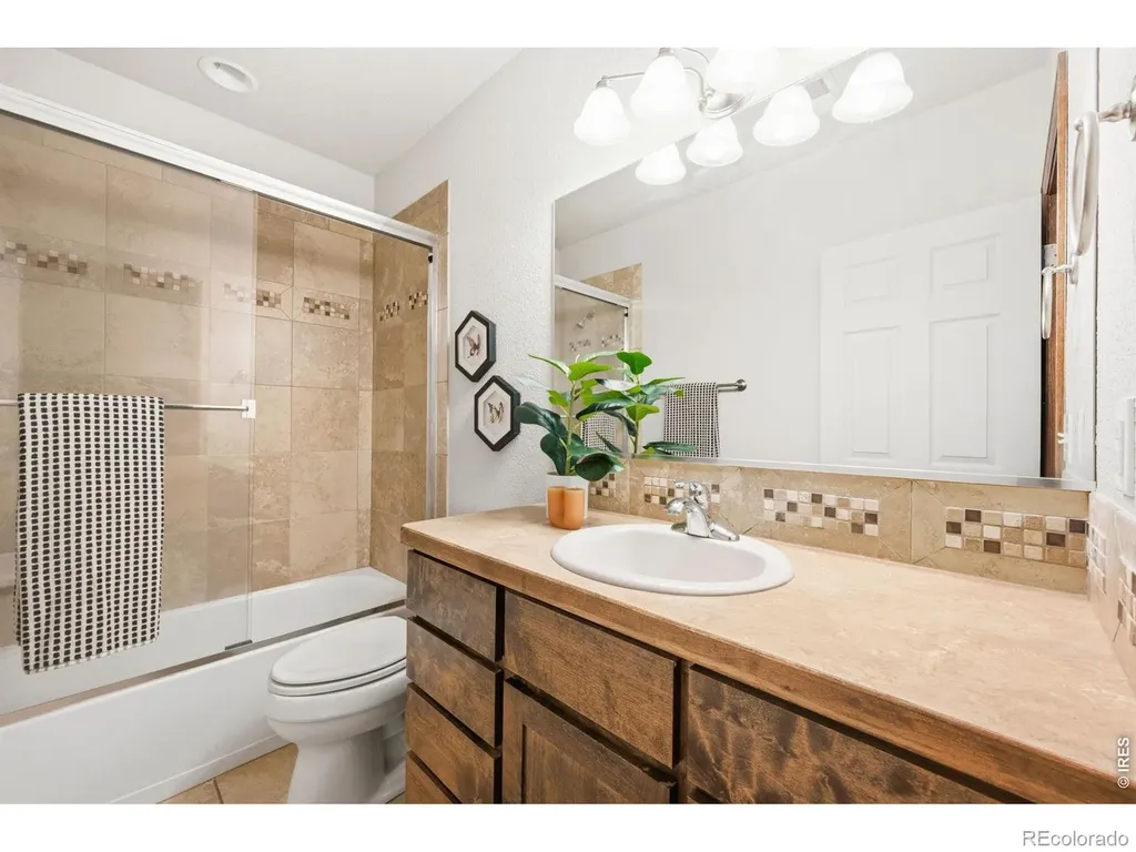 1925 Massachusetts Street Loveland CO 80538