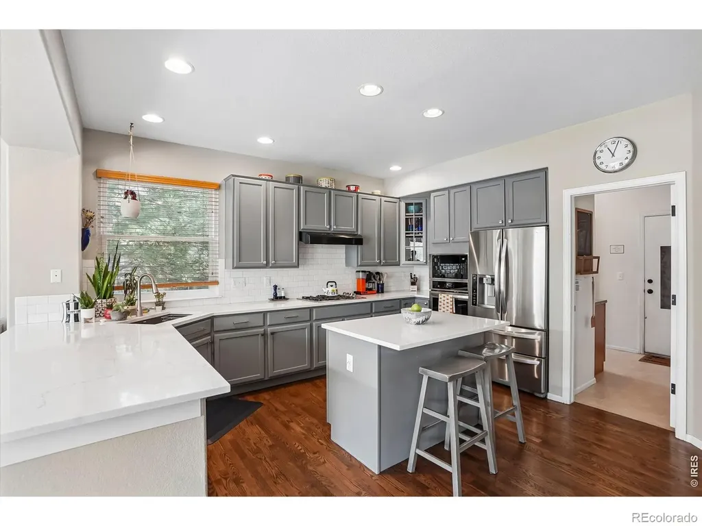 1614 Hallet Peak Drive Longmont CO 80503