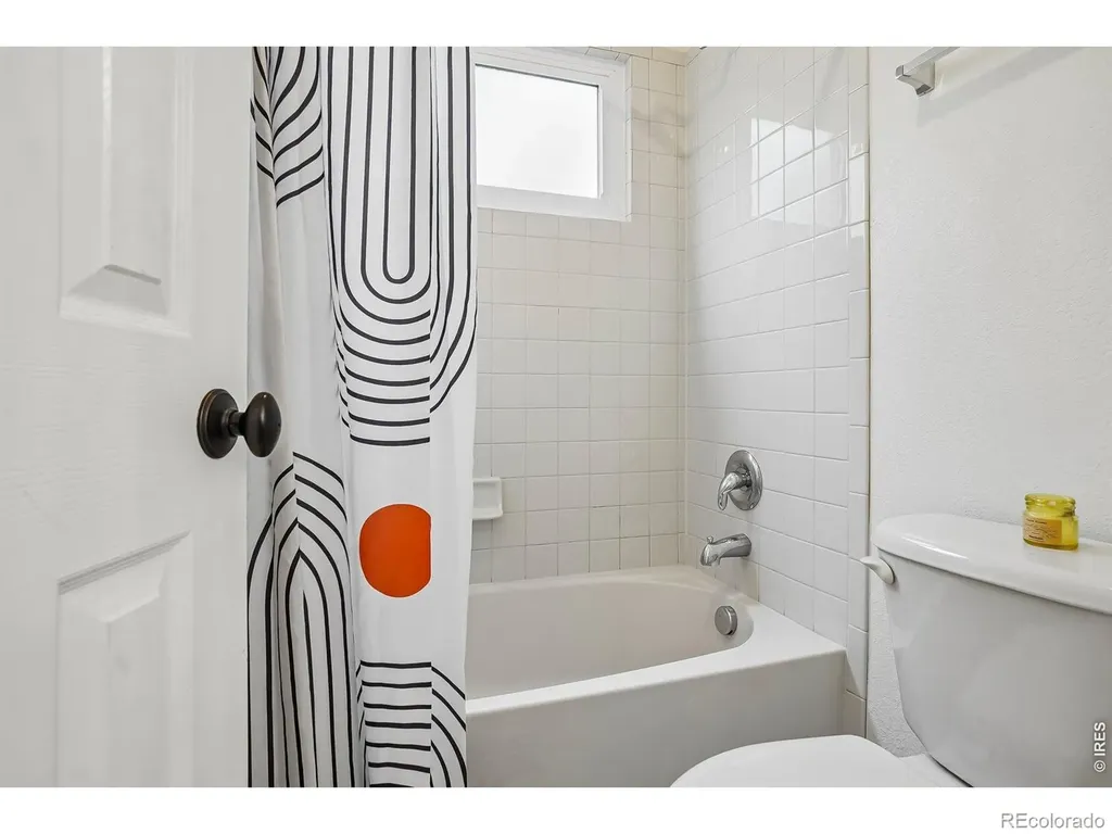 1614 Hallet Peak Drive Longmont CO 80503