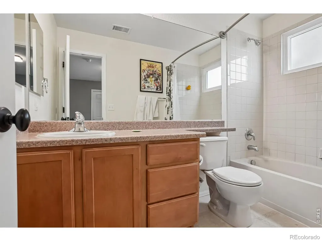 1614 Hallet Peak Drive Longmont CO 80503