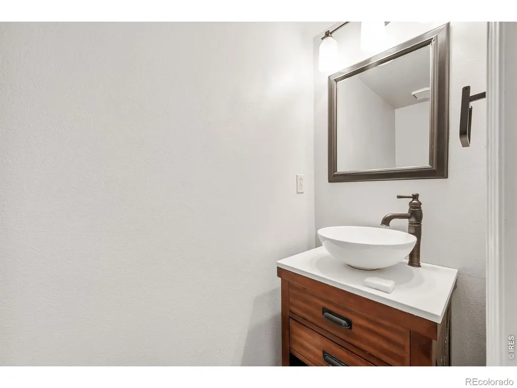 2242 Yorkshire Street Fort Collins CO 80526