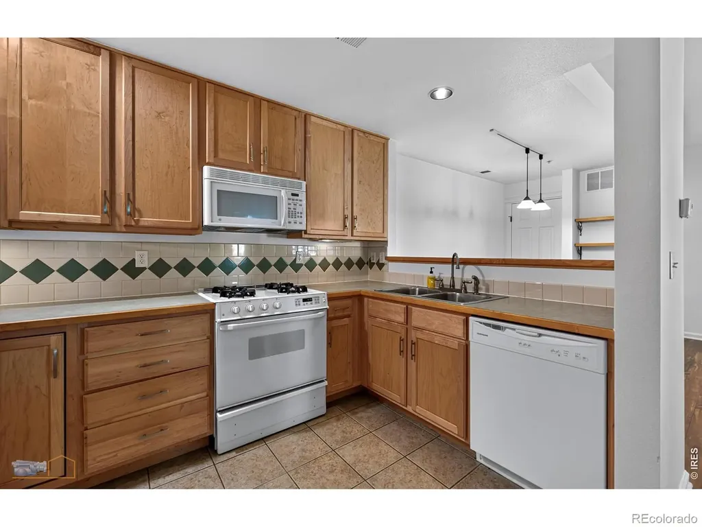 1575 Zamia Avenue Boulder CO 80304