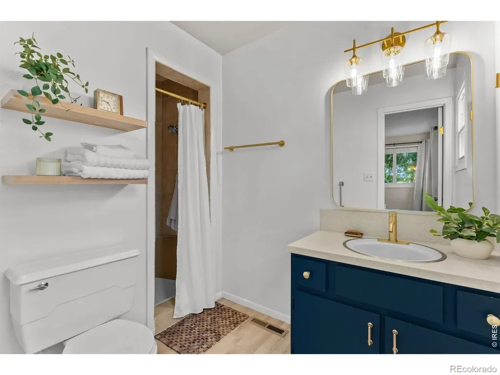 817 Parkview Drive Fort Collins CO 80525