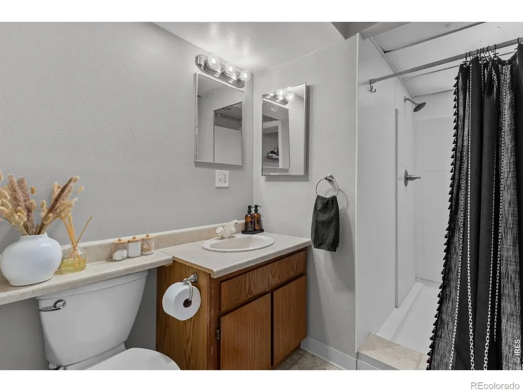 817 Parkview Drive Fort Collins CO 80525