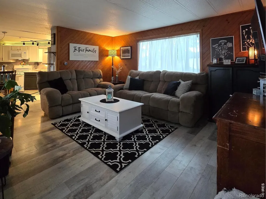 210 Oak Street Log Lane Village CO 80705