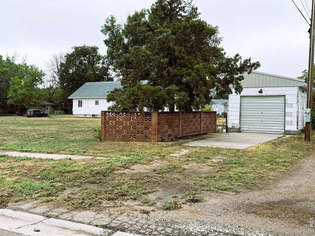 600 W 5th Street Julesburg CO 80737