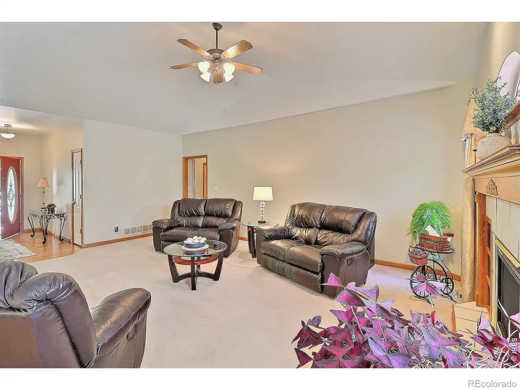 5614 W 16th St Lane Greeley CO 80634