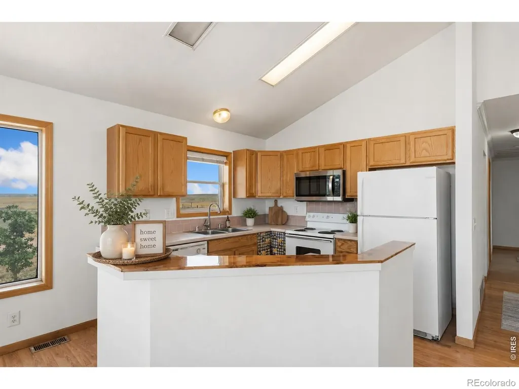 9260 County Road 118 Carr CO 80612