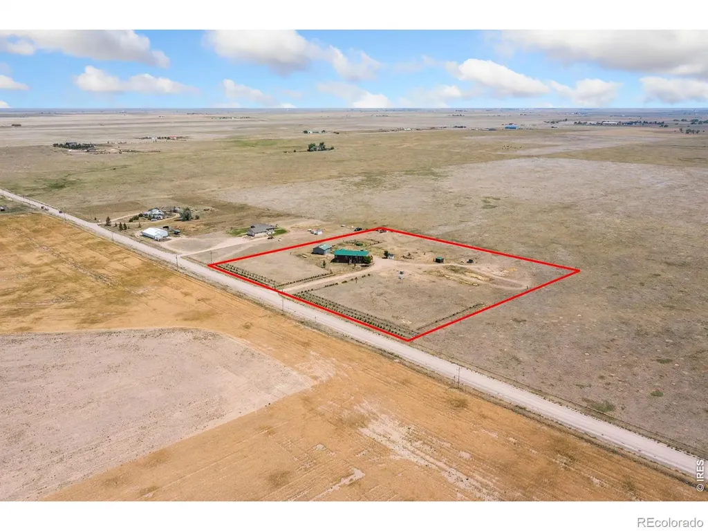 9260 County Road 118 Carr CO 80612