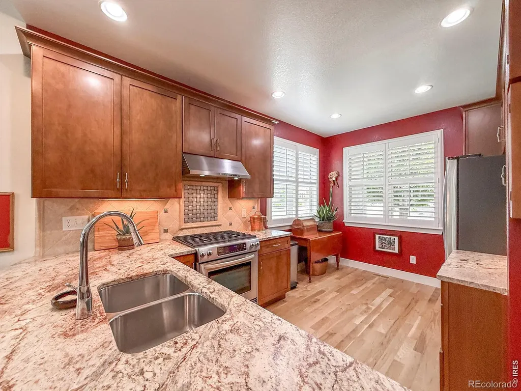 1441 Moonlight Drive Longmont CO 80504