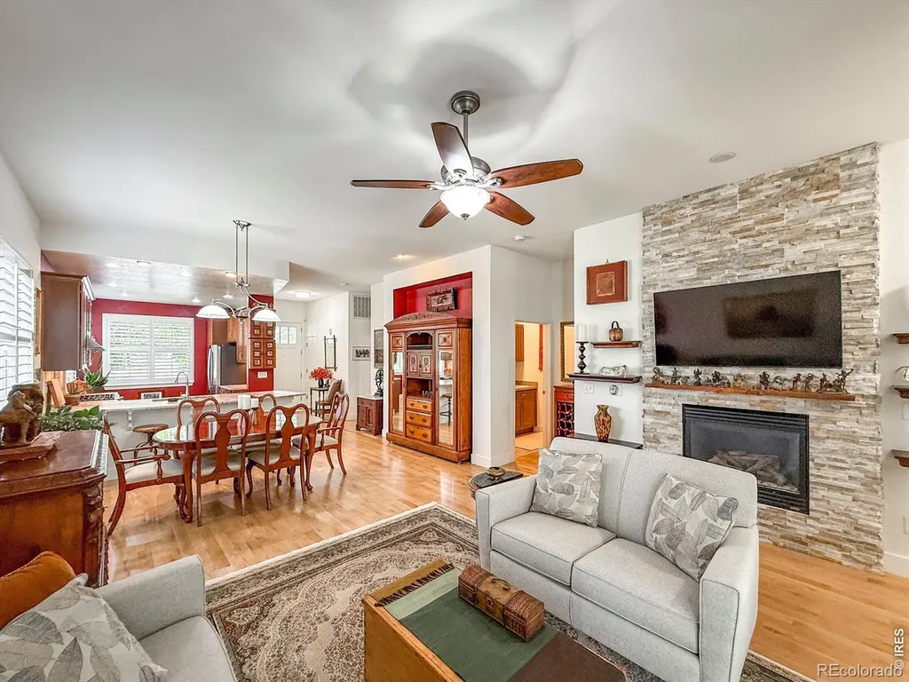 1441 Moonlight Drive Longmont CO 80504