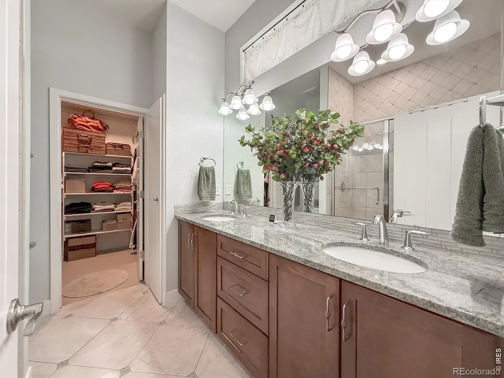 1441 Moonlight Drive Longmont CO 80504