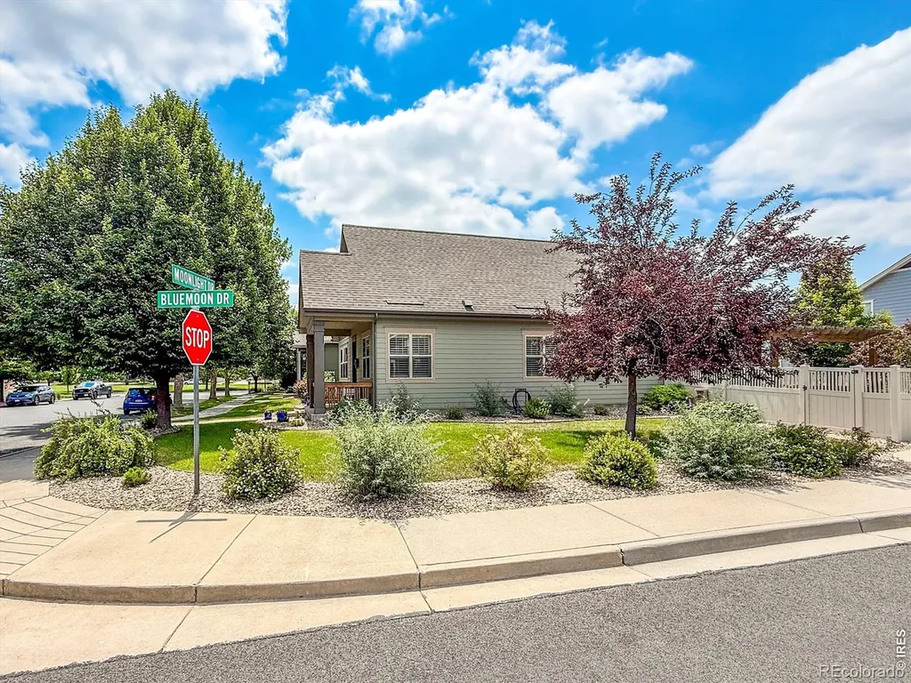 1441 Moonlight Drive Longmont CO 80504