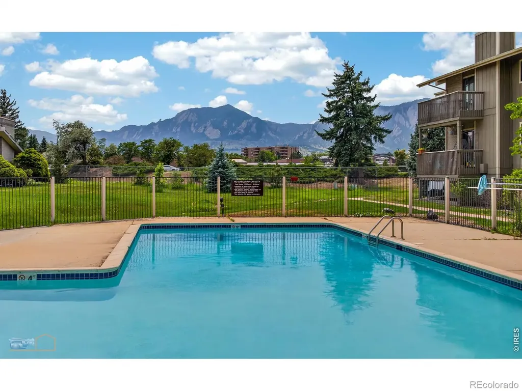 695 Manhattan Drive Boulder CO 80303