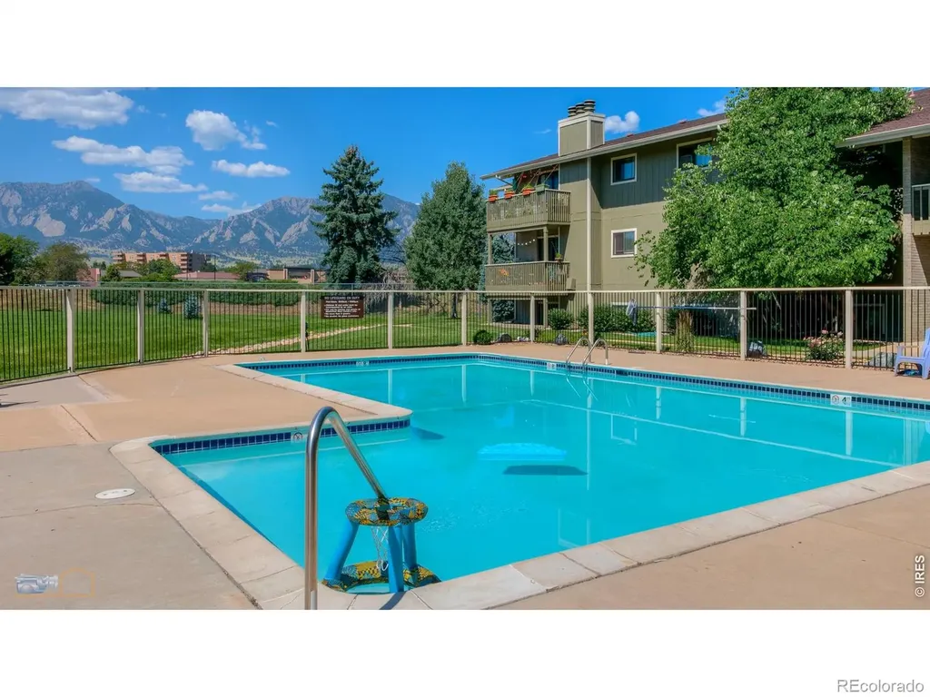 695 Manhattan Drive Boulder CO 80303