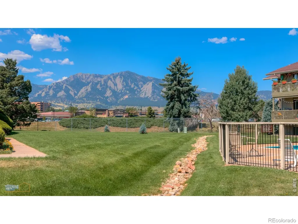 695 Manhattan Drive Boulder CO 80303