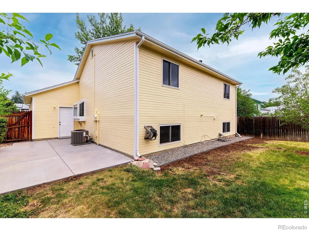 622 Dahlia Way Louisville CO 80027