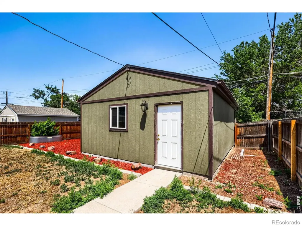 2270 Joliet Street Aurora CO 80010