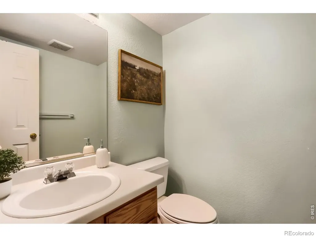 1512 Redtail Court Longmont CO 80504