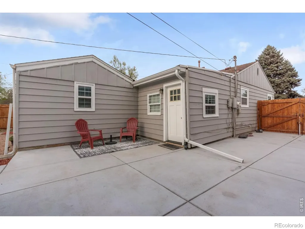 1301 S Wolff Street Denver CO 80219