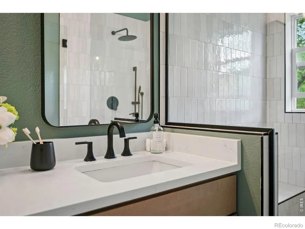 4882 Dakota Boulevard Boulder CO 80304