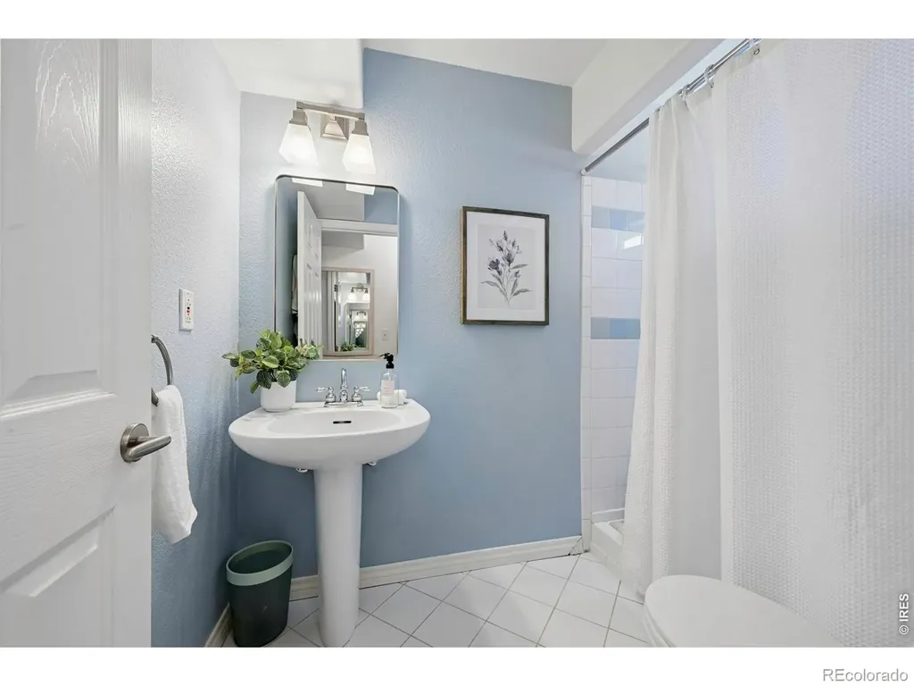 4882 Dakota Boulevard Boulder CO 80304