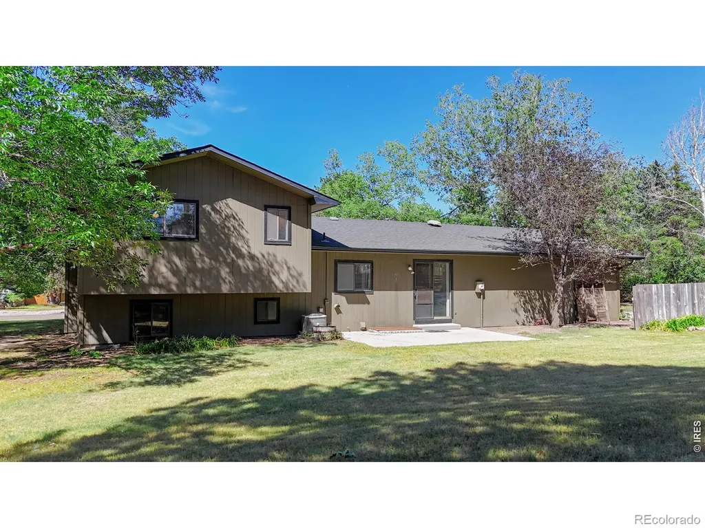 1009 Club View Road Fort Collins CO 80524