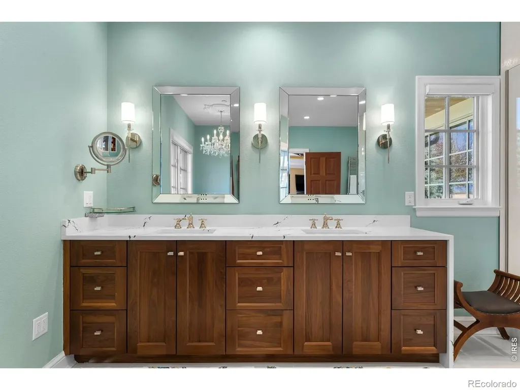 9402 Crystal Lane Longmont CO 80503
