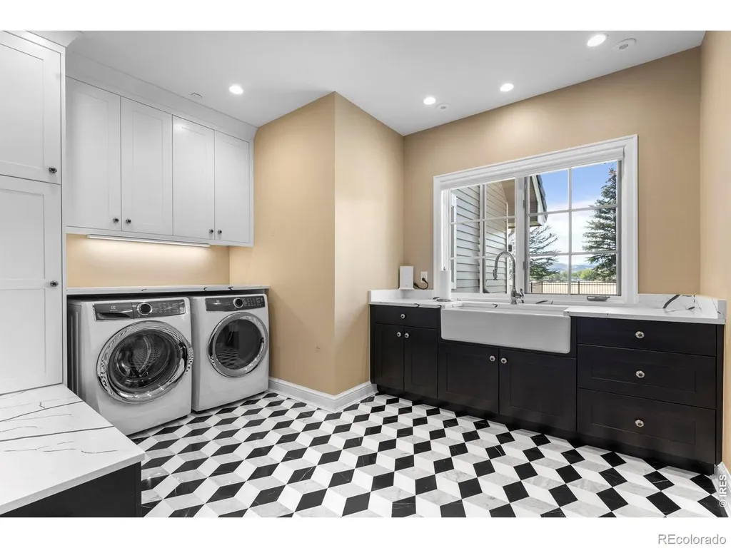 9402 Crystal Lane Longmont CO 80503