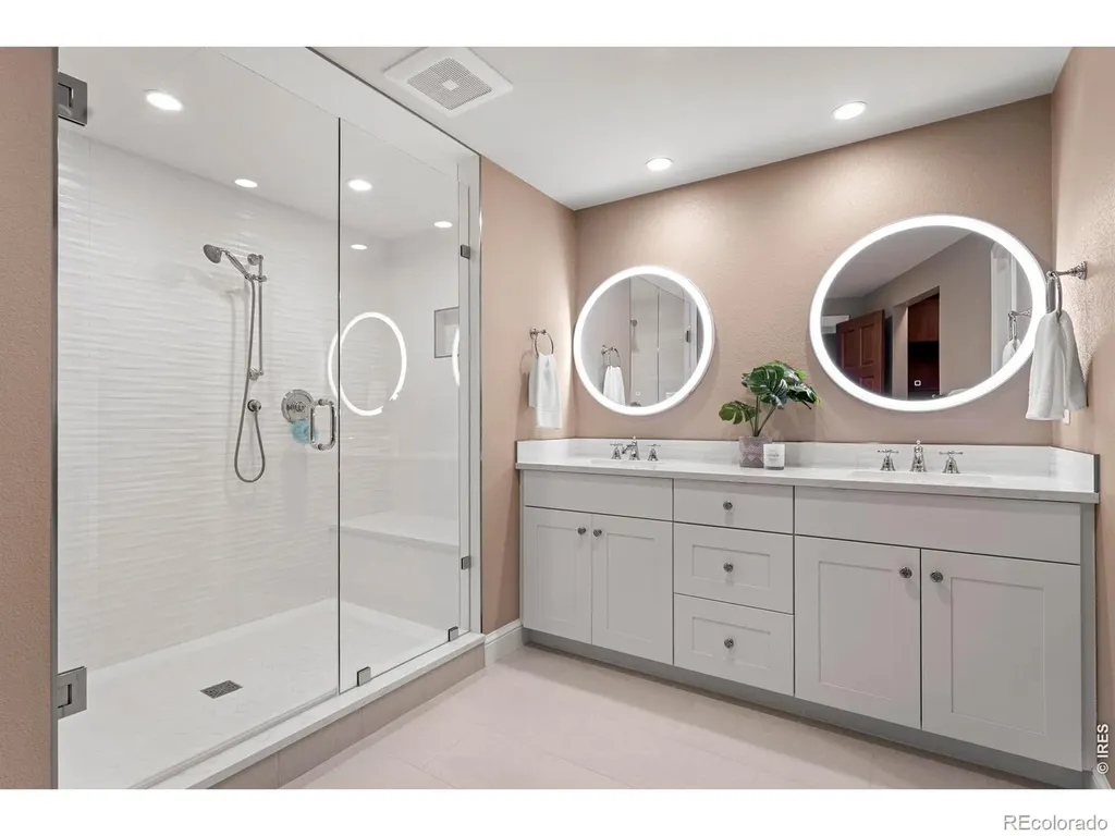 9402 Crystal Lane Longmont CO 80503