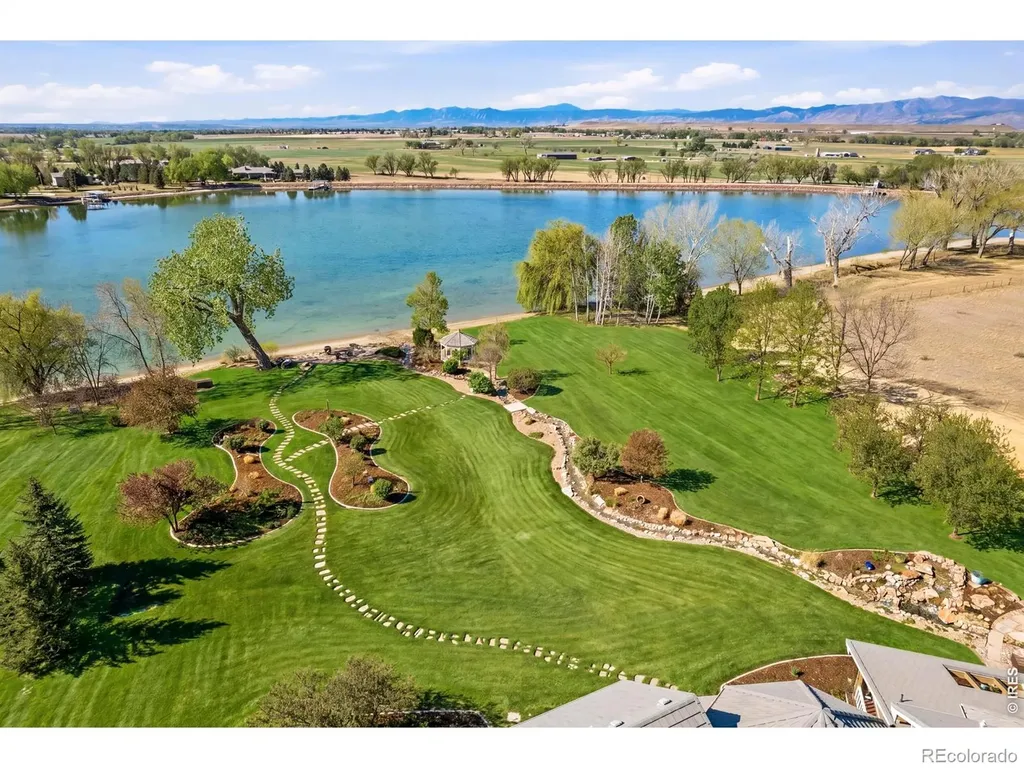 9402 Crystal Lane Longmont CO 80503