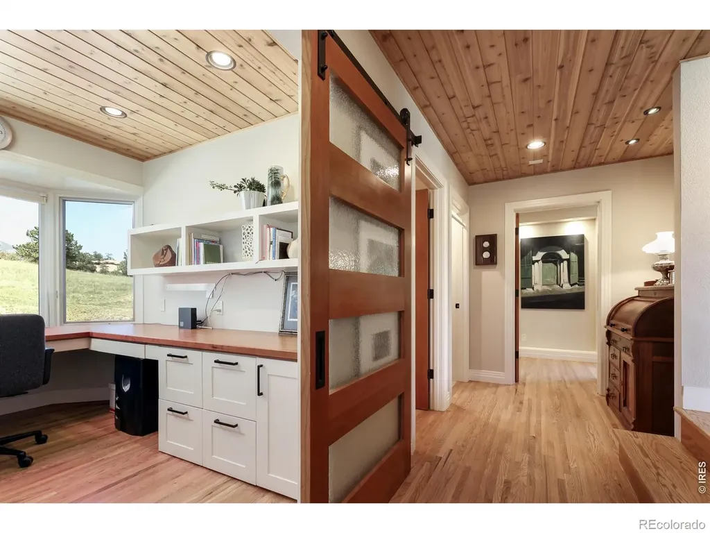 300 Colard Lane Lyons CO 80540