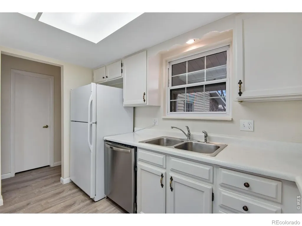 2630 S Vaughn Way Aurora CO 80014